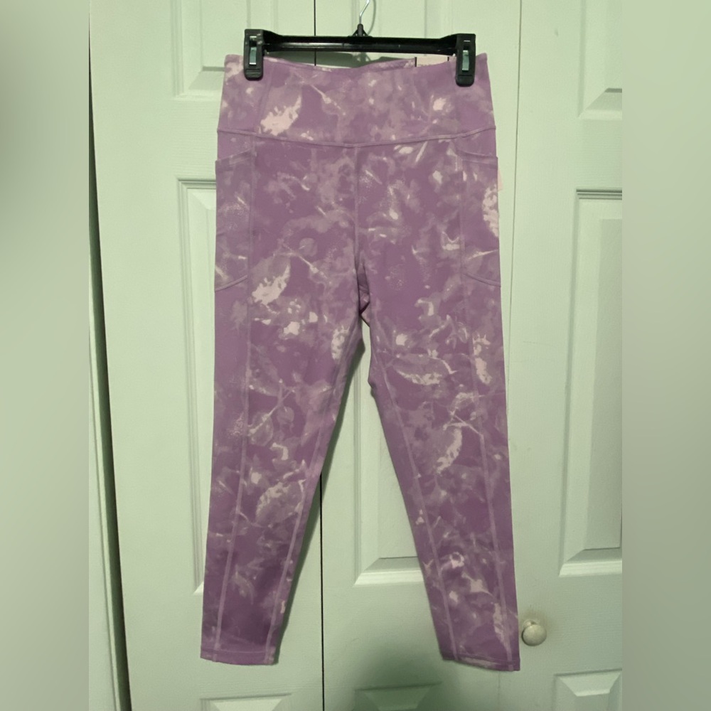 VS purple leggings